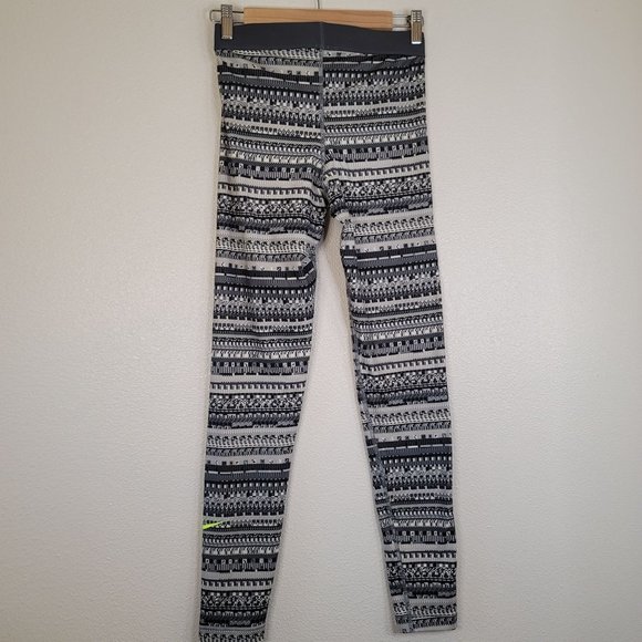 Nike Pro Warm 8 Bit Fair Isle Tights Medium - Picture 6 of 10